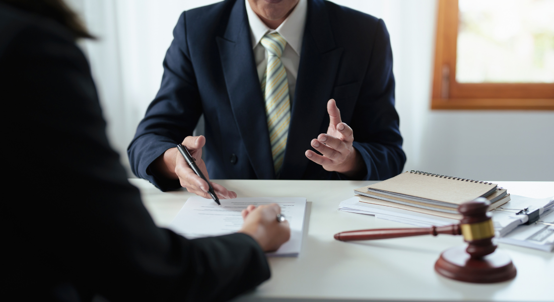 Jak skuteczny windykator minimalizuje ryzyko i przyspiesza zwrot należności